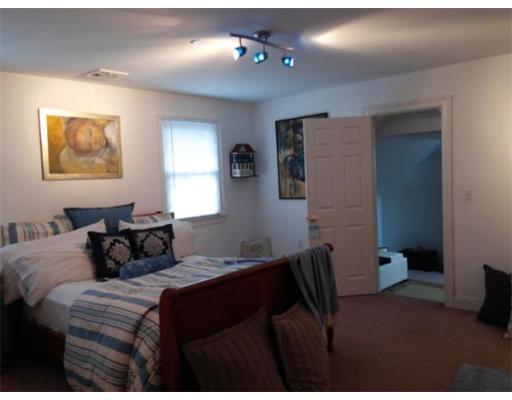 Building Photo - 1208 Matthew Woods Dr