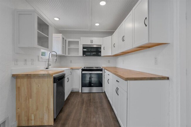 Foto del edificio - 1216 Jones St