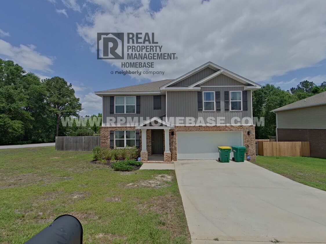 Primary Photo - Spacious 5-Bedroom Home with Bonus Living ...
