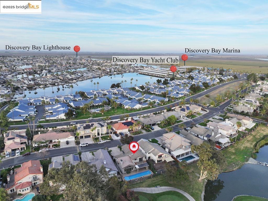 Foto principal - 5580 Edgeview Dr