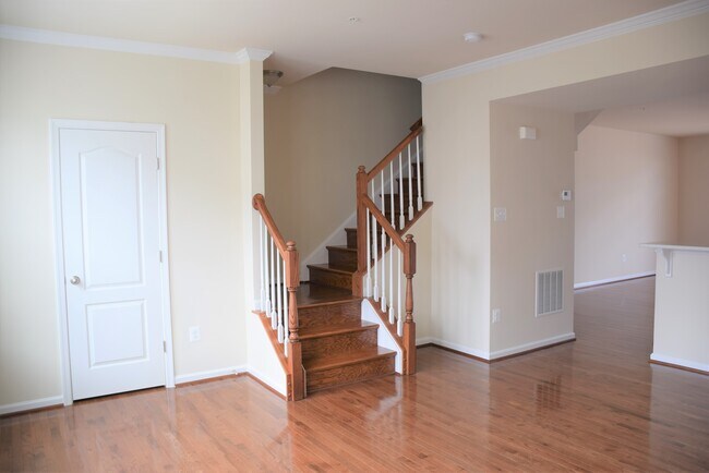 Building Photo - 2731 Egret Way
