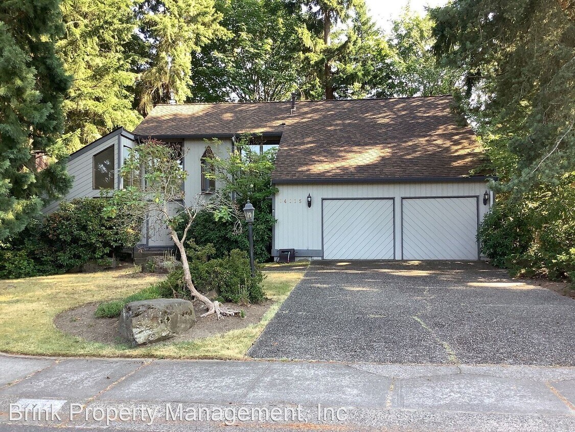 Foto principal - 4 br, 2.5 bath House - 14115 NE 2ND STREET