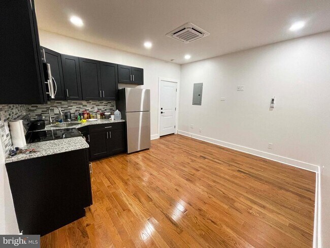Foto del edificio - 309 S 60th St