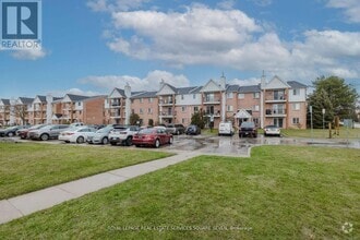 Building Photo - 1096-1096 Jalna Blvd