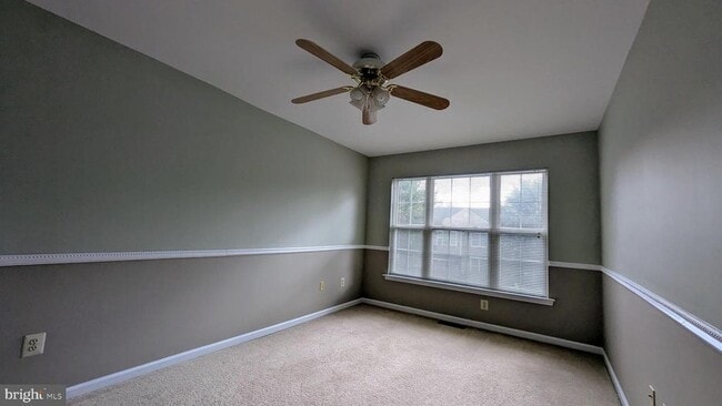 Building Photo - 441 Nottingham Ln