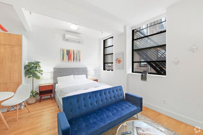 Building Photo - 519 W 45th St