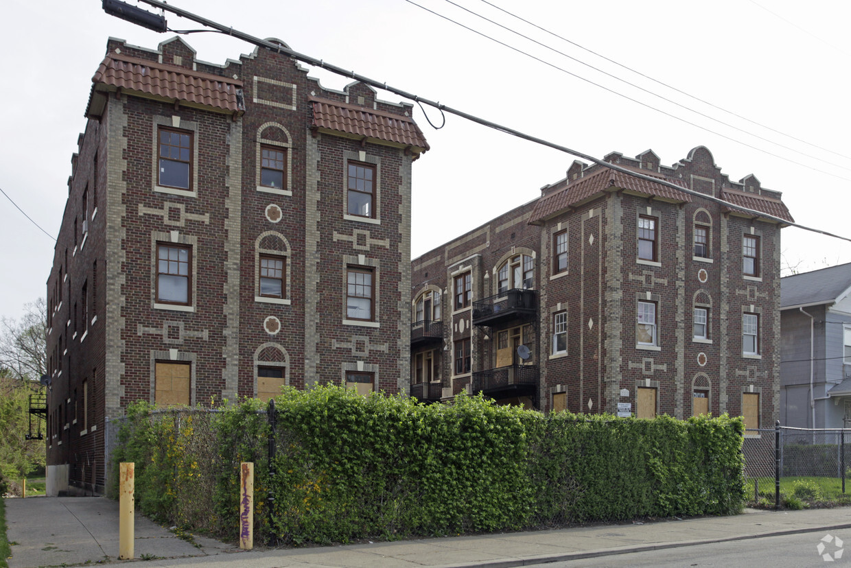 Building Photo - Ambassador Apartments