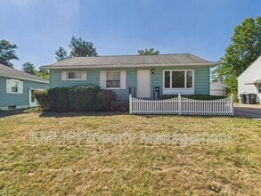Building Photo - 316 Lynn Dr