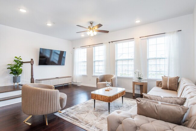 Viviendo - 33 Landmark Ln