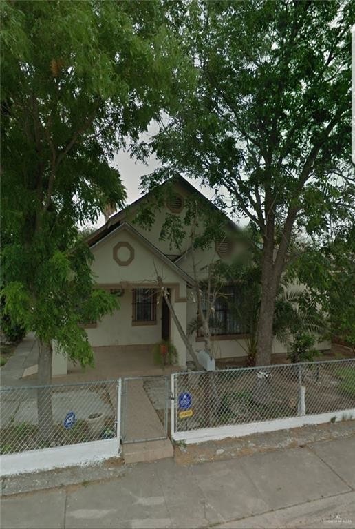 Building Photo - 2013 Chicago Ave