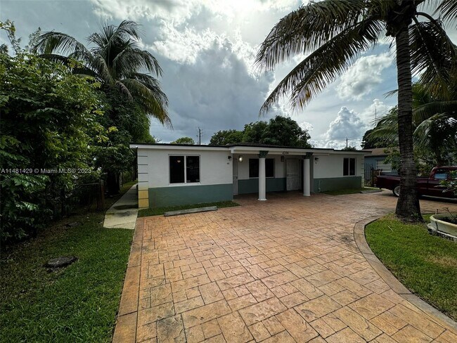 Foto del edificio - 4206 SW 28th St