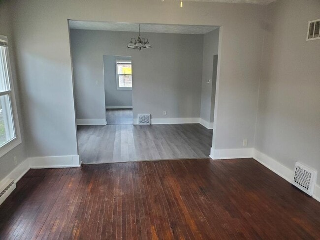 Foto del edificio - 709 S Ironwood Dr