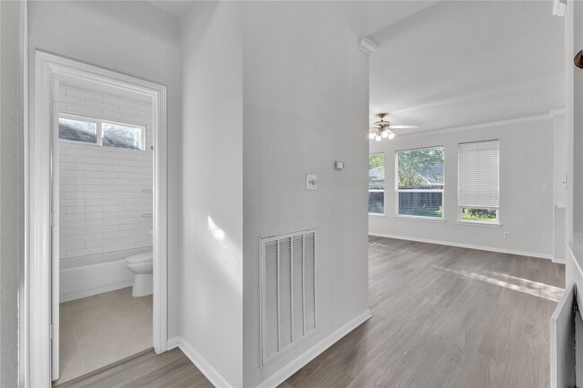 Building Photo - 5523 Santa Chase Ln