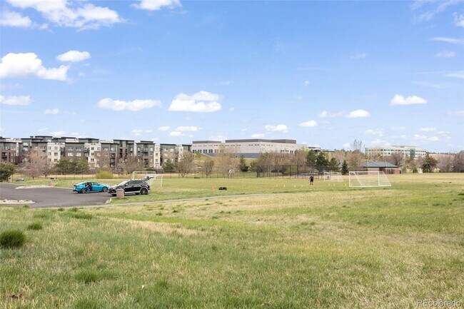 Building Photo - 301 Inverness Way S