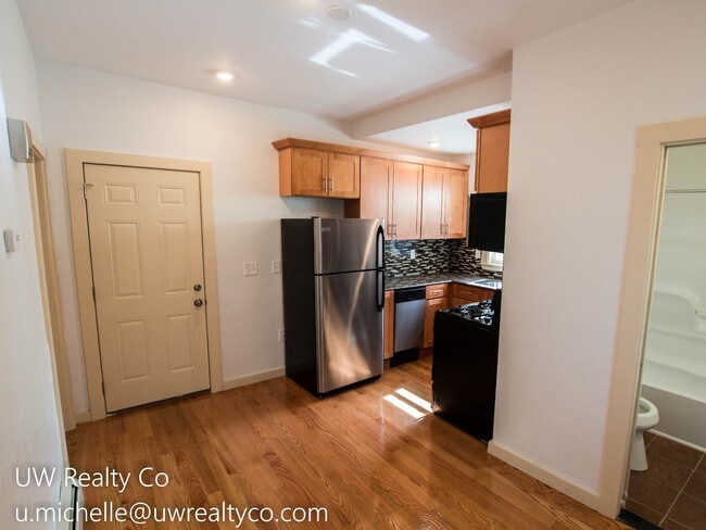 Building Photo - 111 Tremont St