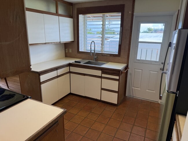 Foto del edificio - 46-305-305 Hoauna St