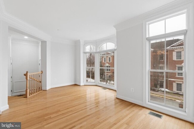 Foto del edificio - 7004 Eastern Red Cedar Ln