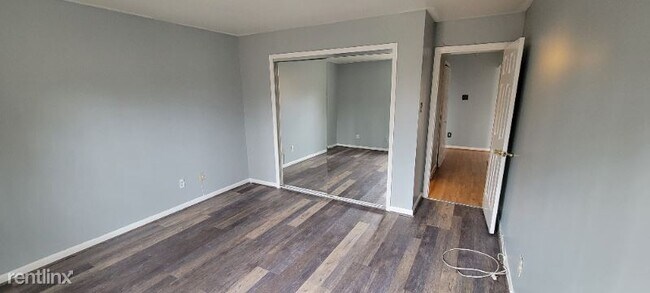 Foto del edificio - 2 br, 2 bath Condo - 156 Kettle Ct