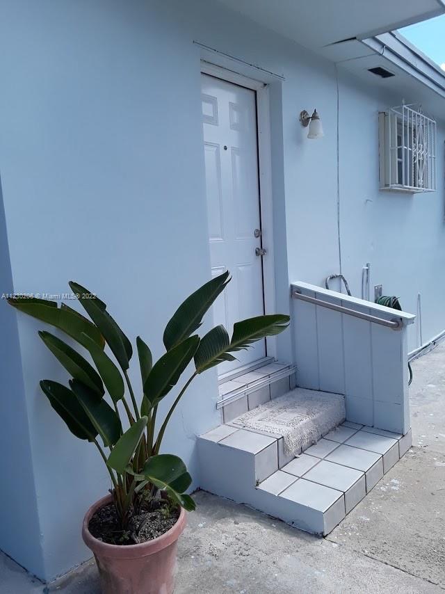 Foto del edificio - 7428 SW 16th St