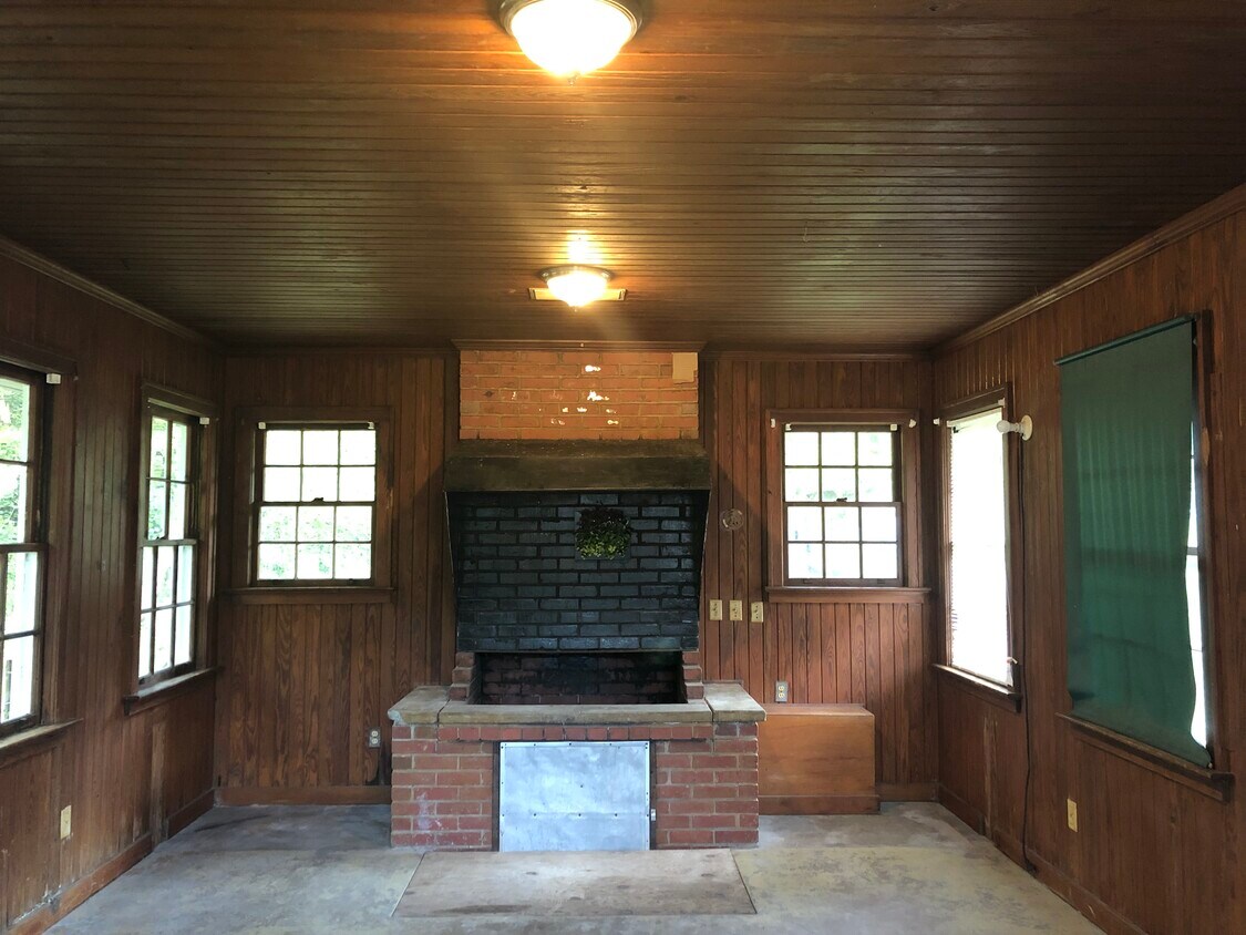 6661 Overlook Rd, Mobile, AL 36618 House Rental in Mobile, AL