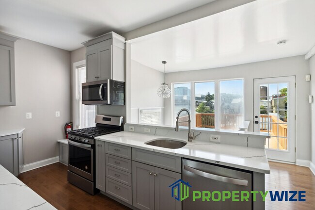 Foto del edificio - 2010 E Baltimore St