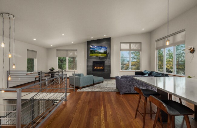 Foto del edificio - 156 Wild Rose Ln