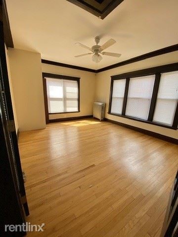 Foto del edificio - 4450 N Winchester Ave