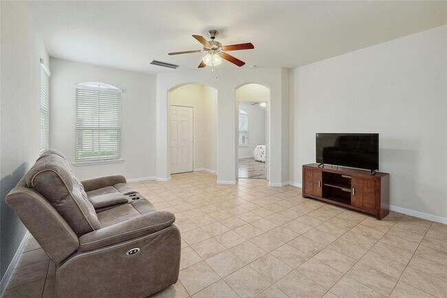 Building Photo - 13700 Sage Grouse Dr
