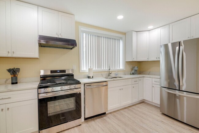 Foto del edificio - 1559 41st St SE