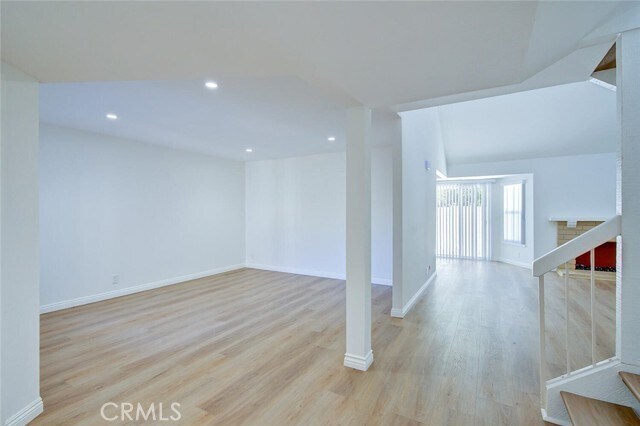 Building Photo - 62 Havenwood