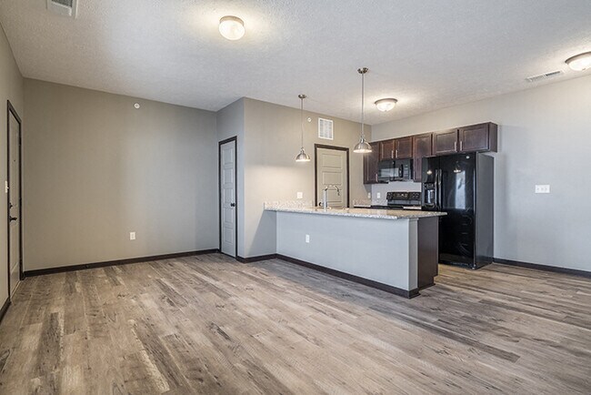 Building Photo - North Pointe Villas