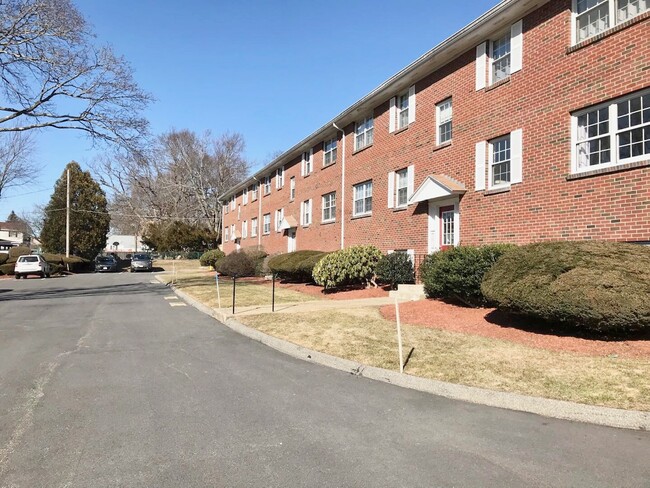 68 Preston ST., unit 6E, Wakefield, MA - 68 Preston St