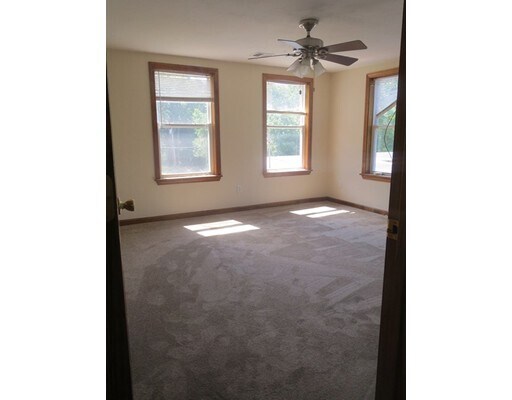 Building Photo - 291 Washington St