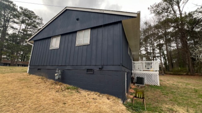 Building Photo - 6540 Boca Grande Blvd