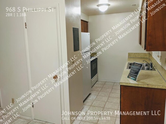 Building Photo - Discover Your Ideal Home at Phillippi Plac...