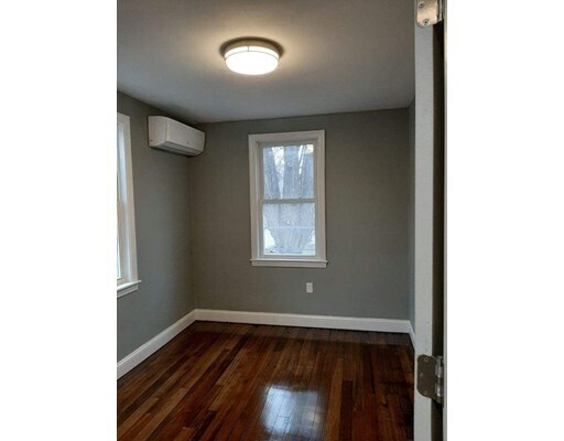 Foto del edificio - 33 Highland St