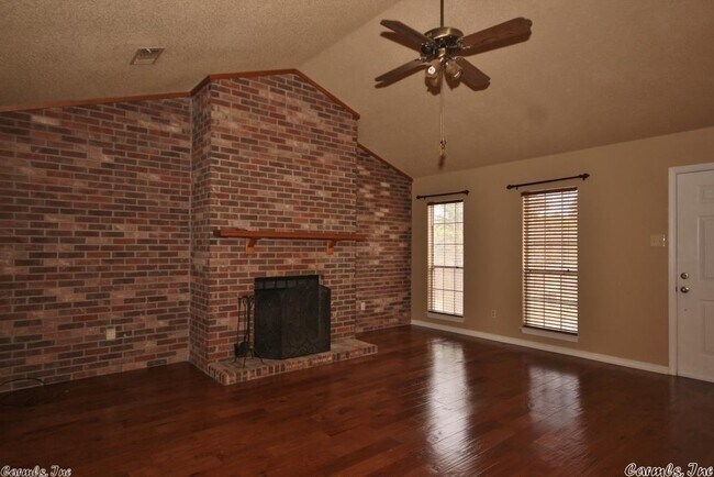 Foto del edificio - 11511 Cedar Springs Rd