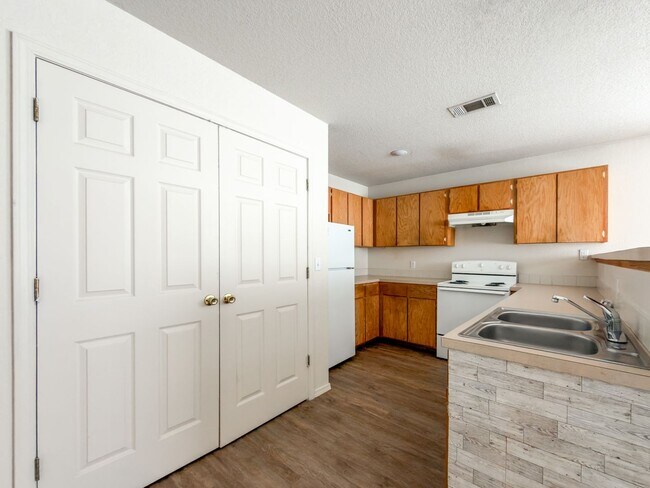 Foto del edificio - 1310 N 47th St