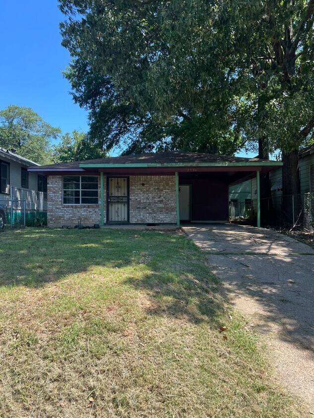 Primary Photo - 2306 Darien St