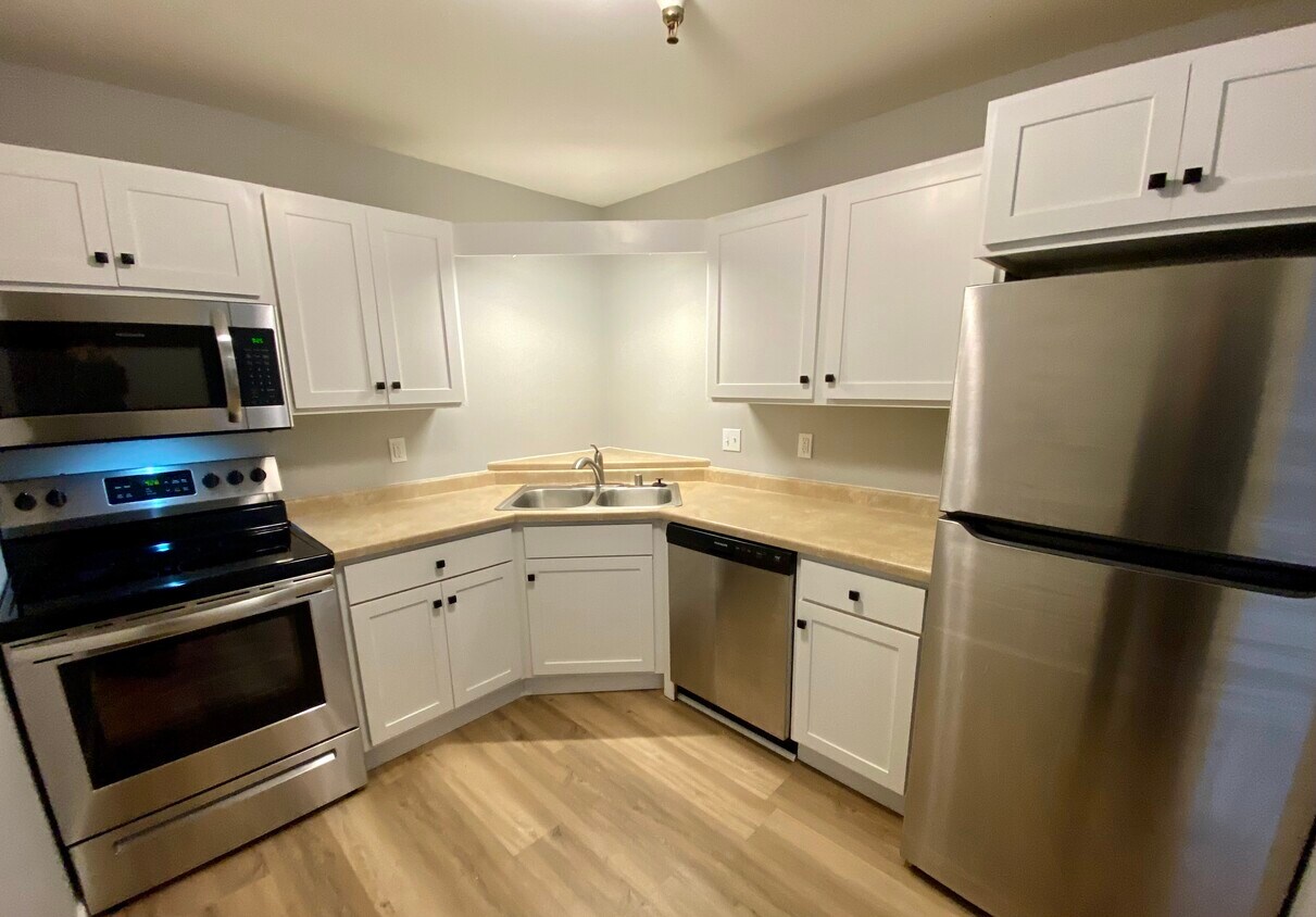 Kitchen - 12765 W Hampton Ave