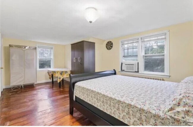Foto del edificio - 237 Highland St