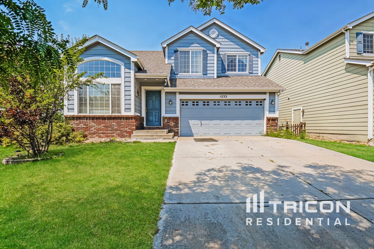 Foto principal - 1233 102nd Ave