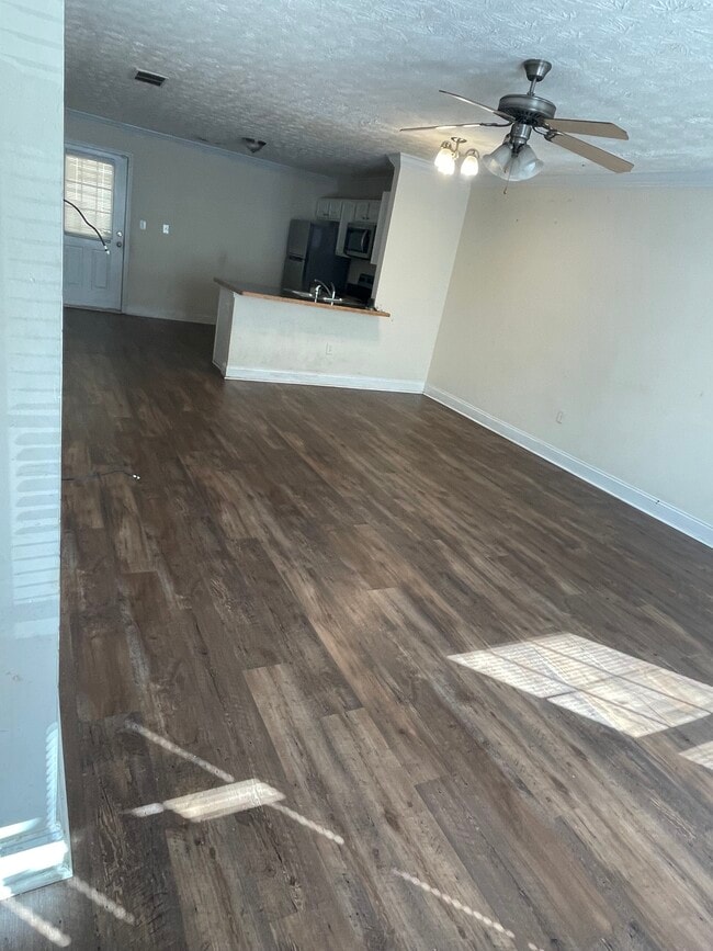 Building Photo - 105 Westchester Dr