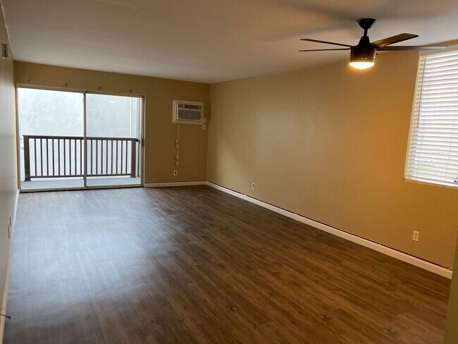 Building Photo - 4545 Collwood Blvd