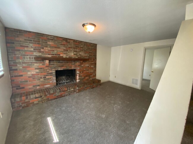 Foto del edificio - 4327 W Bethany Dr