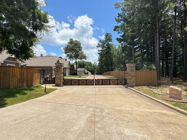 Building Photo - 3945 Old Omen Rd