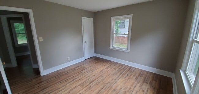 Foto del edificio - 2 Bedroom 1 Bathroom House!