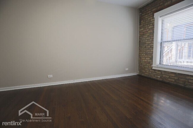 Building Photo - 3431 N Elaine Pl