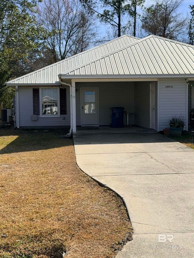 Building Photo - 24956 Ivy Ln