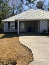 Building Photo - 24956 Ivy Ln